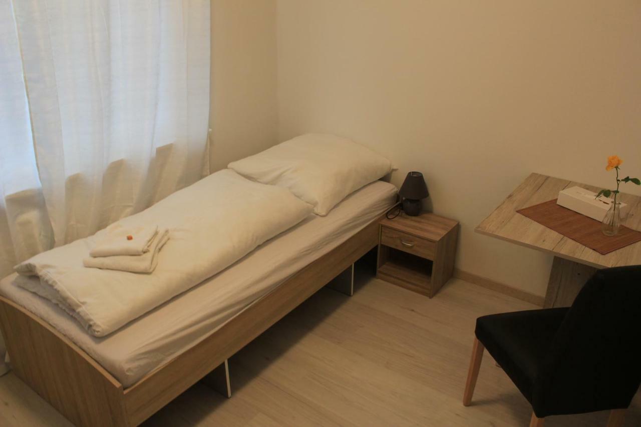 Boardinghouse Neu Wulmstorf Apartment Bagian luar foto